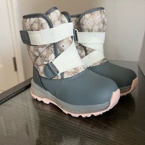 Carters girl toddler snow boots